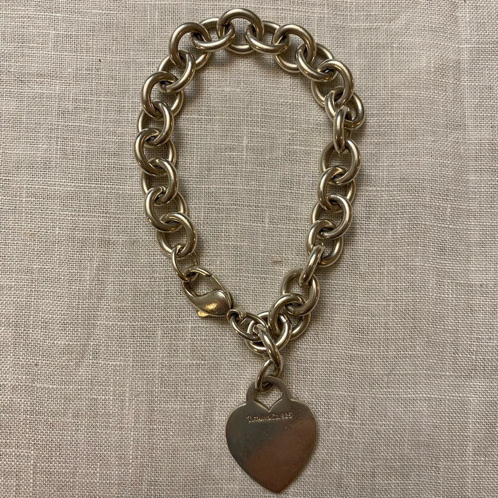 Authentic Tiffany & Co. 925 Sterling Silver Heart Tag Chunky Link Bracelet